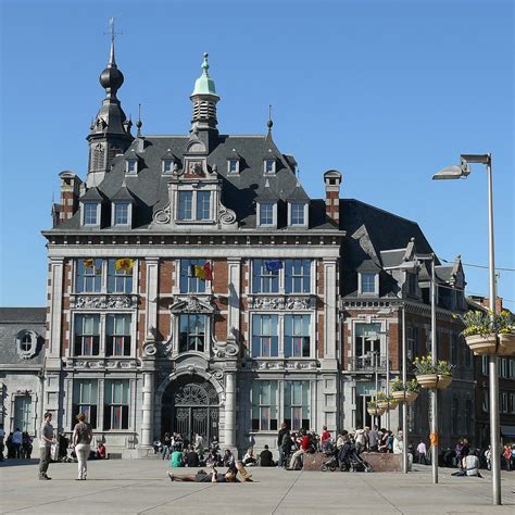 Namur .